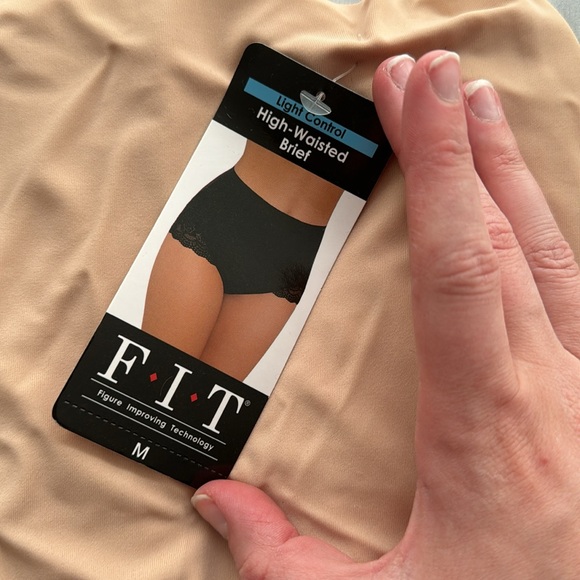 NWT light control high waisted brief shape wear. M - Picture 2 of 8